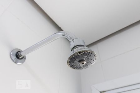 Detalhe do Banheiro do Corredor de apartamento para alugar com 2 quartos, 60m² em Bethaville I, Barueri