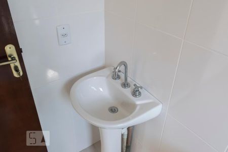 Casa de condomínio para alugar com 70m², 3 quartos e 2 vagasQuarto 3 - Suíte/ Banheiro
