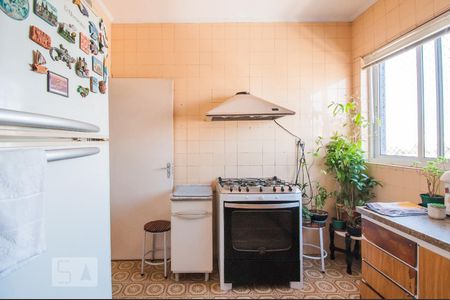 Apartamento à venda com 125m², 3 quartos e 2 vagasCozinha