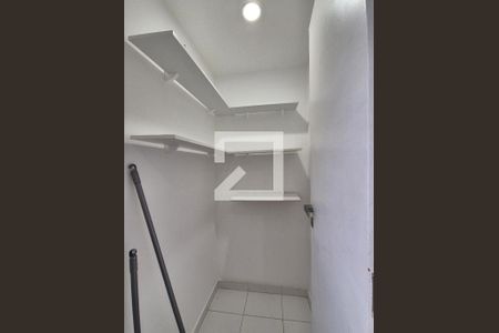 Apartamento para alugar com 300m², 4 quartos e 3 vagasDespensa