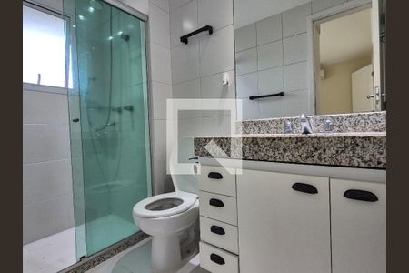 Apartamento para alugar com 300m², 4 quartos e 3 vagasBanheiro da Suíte 1