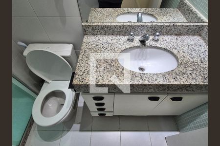 Apartamento para alugar com 300m², 4 quartos e 3 vagasBanheiro da Suíte 1