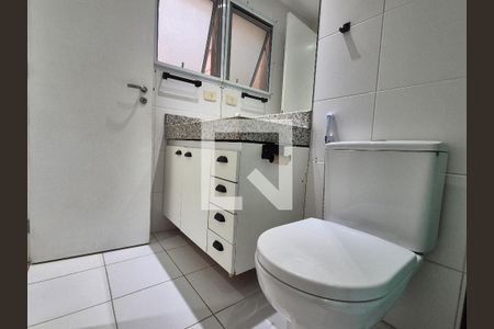 Apartamento para alugar com 300m², 4 quartos e 3 vagasBanheiro da Suíte 2