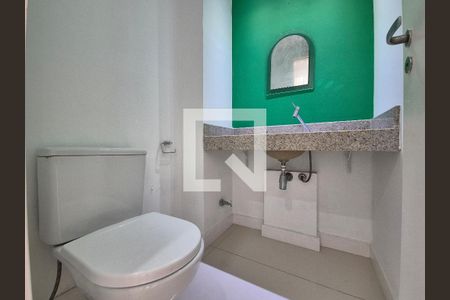 Apartamento para alugar com 300m², 4 quartos e 3 vagasLavabo