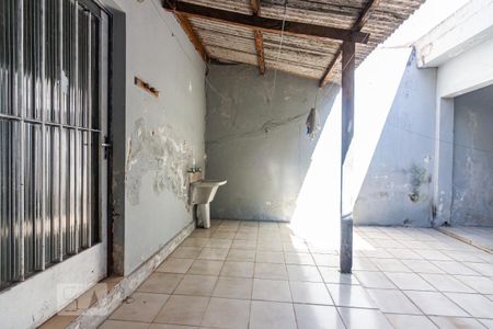 Quintal de casa à venda com 2 quartos, 155m² em Jardim das Vertentes, São Paulo