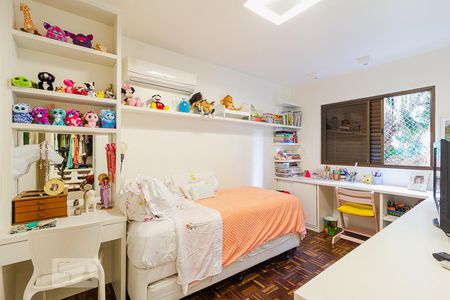 Apartamento à venda com 120m², 2 quartos e 2 vagas Apartamento à venda com 120m², 2 quartos e 2 vagasSegunda suíte