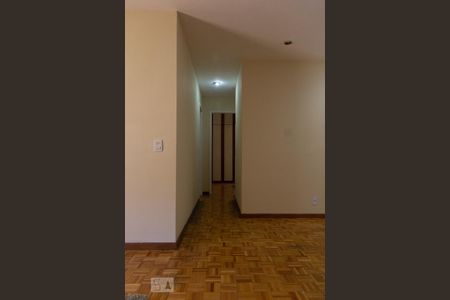 Apartamento à venda com 90m², 2 quartos e sem vagaCorredor