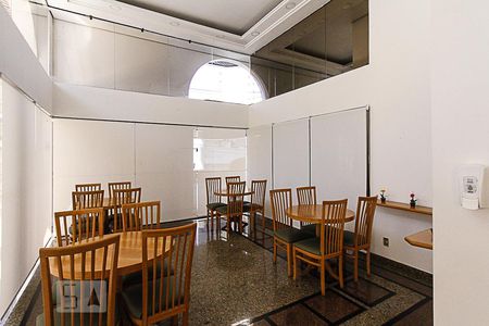 Apartamento para alugar com 180m², 3 quartos e 3 vagasÁrea comum - Salão de festas