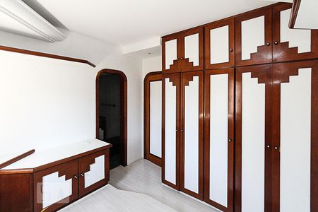 Apartamento para alugar com 180m², 3 quartos e 3 vagasSuite 02