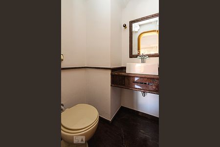 Lavabo de apartamento para alugar com 3 quartos, 180m² em Mooca, São Paulo