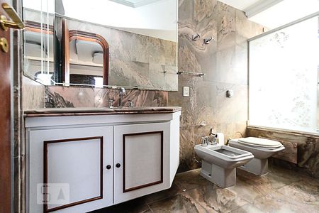 Apartamento para alugar com 180m², 3 quartos e 3 vagasBanheiro Suite 03