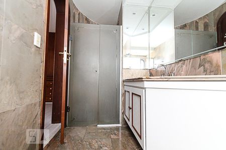 Apartamento para alugar com 180m², 3 quartos e 3 vagasBanheiro Suite 03