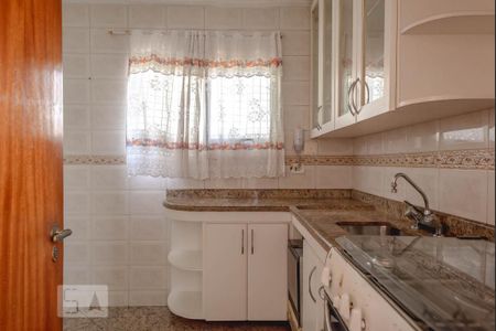 Apartamento à venda com 78m², 2 quartos e sem vagaCozinha