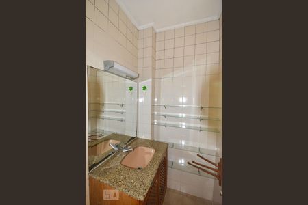 Apartamento para alugar com 69m², 2 quartos e 1 vagaBanheiro