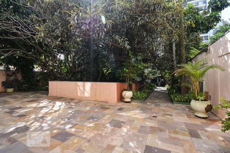 Apartamento para alugar com 69m², 2 quartos e 1 vagaÁrea comum