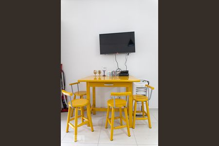 Quarto/Sala de kitnet/studio para alugar com 1 quarto, 28m² em Bela Vista, São Paulo