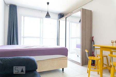 Quarto/Sala de kitnet/studio para alugar com 1 quarto, 28m² em Bela Vista, São Paulo