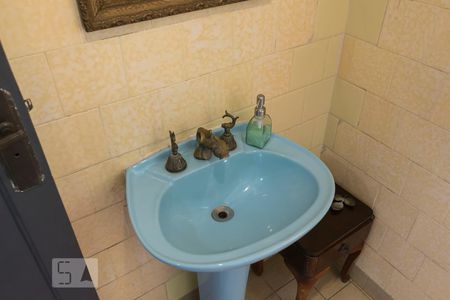 Apartamento para alugar com 170m², 2 quartos e 2 vagasBanheiro social