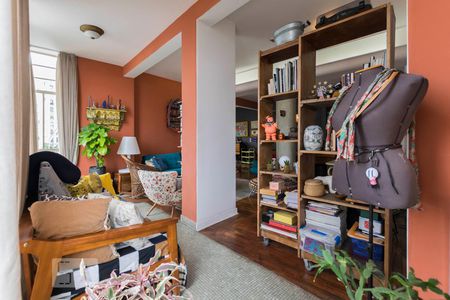 Apartamento para alugar com 170m², 2 quartos e 2 vagasSala