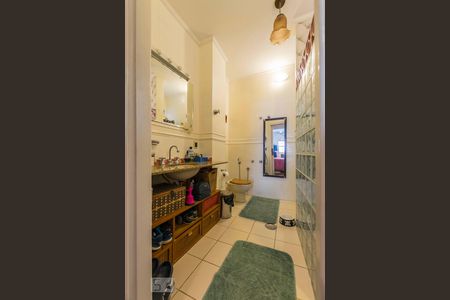 Apartamento para alugar com 170m², 2 quartos e 2 vagasSuíte - Banheiro