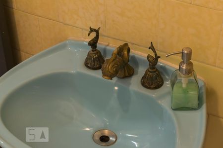 Apartamento para alugar com 170m², 2 quartos e 2 vagasBanheiro social