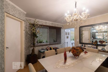 Casa à venda com 220m², 3 quartos e 2 vagasSala de Jantar