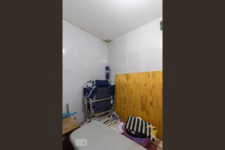 Casa à venda com 220m², 3 quartos e 2 vagasQuarto de Serviço