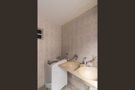 Casa à venda com 220m², 3 quartos e 2 vagasÁrea de Serviço