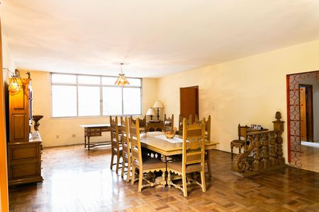 Sala de casa para alugar com 4 quartos, 1000m² em Cambuci, São Paulo