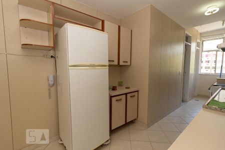 Cozinha geladeira de apartamento para alugar com 2 quartos, 76m² em Méier, Rio de Janeiro