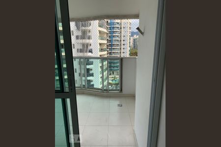 Varanda Sala de apartamento à venda com 3 quartos, 90m² em Barra da Tijuca, Rio de Janeiro