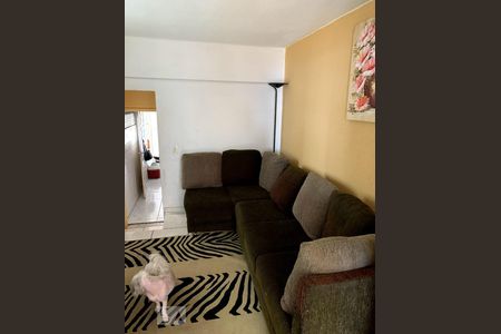 Sala de casa à venda com 5 quartos, 400m² em Jabaquara, São Paulo