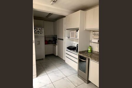 Casa à venda com 400m², 5 quartos e 2 vagasCozinha