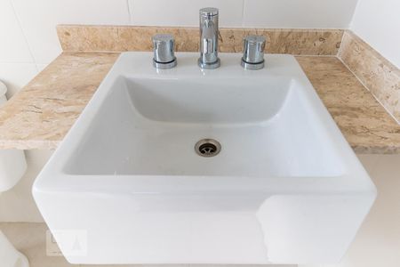 Apartamento à venda com 113m², 2 quartos e 1 vagaBanheiro da Suíte