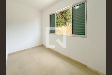 Suite 1 de casa para alugar com 4 quartos, 500m² em Ipiranga, São José