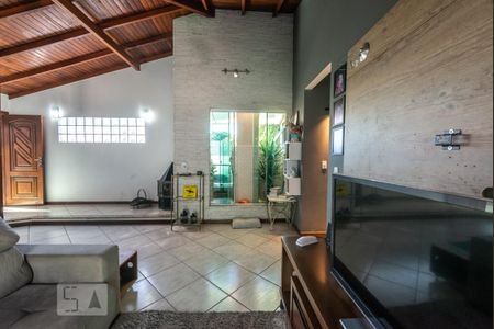 Sala 2 de casa para alugar com 6 quartos, 500m² em Ipiranga, São José