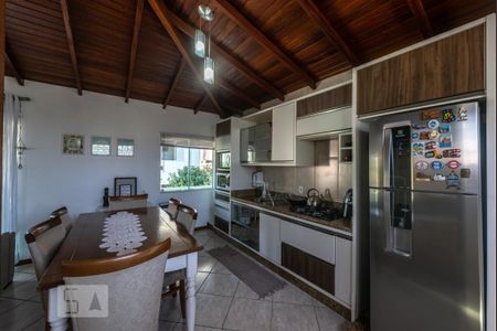 Casa para alugar com 500m², 6 quartos e 4 vagasCozinha 2