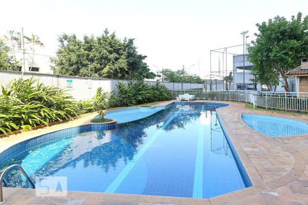 Apartamento para alugar com 54m², 2 quartos e 1 vaga Apartamento para alugar com 54m², 2 quartos e 1 vagaÁrea comum - Piscina