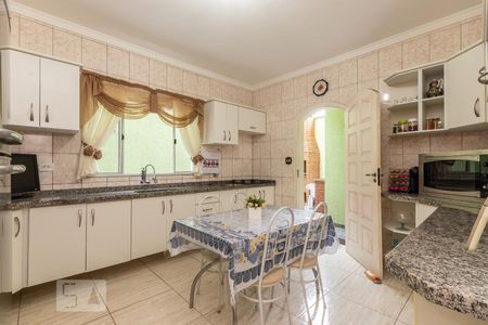 Casa para alugar com 298m², 5 quartos e 2 vagasCozinha