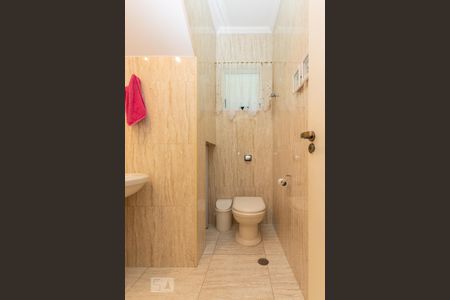 Casa para alugar com 298m², 5 quartos e 2 vagasLavabo 