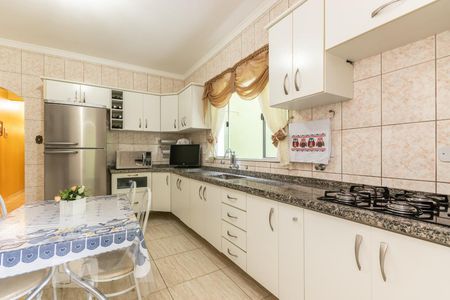 Casa para alugar com 298m², 5 quartos e 2 vagasCozinha