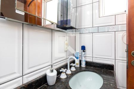 Casa à venda com 400m², 3 quartos e 2 vagasBanheiro da Suíte