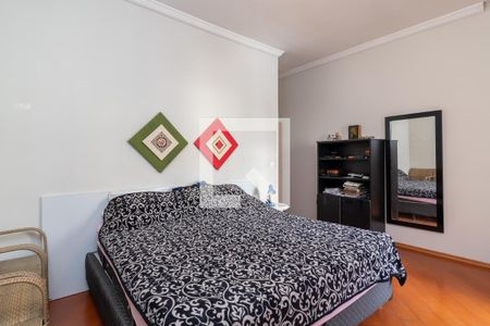 Casa à venda com 400m², 3 quartos e 2 vagasSuíte