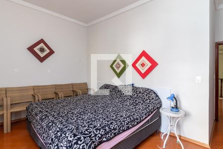 Casa à venda com 400m², 3 quartos e 2 vagasSuíte