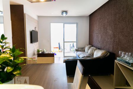 Apartamento para alugar com 74m², 3 quartos e sem vagaSala
