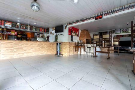 Casa à venda com 550m², 6 quartos e 4 vagasSala