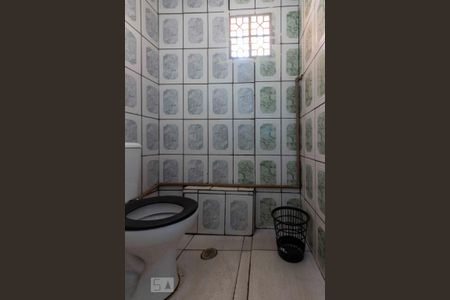 Casa à venda com 550m², 6 quartos e 4 vagasBanheiro