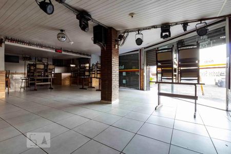 Casa à venda com 550m², 6 quartos e 4 vagasSala