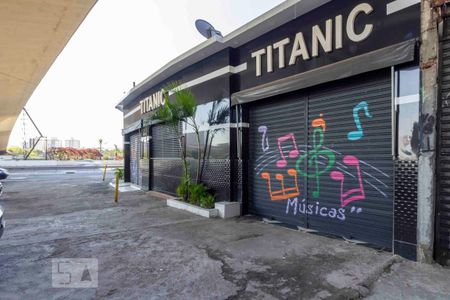 Casa à venda com 550m², 6 quartos e 4 vagasFachada