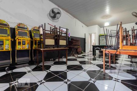 Casa à venda com 550m², 6 quartos e 4 vagasSala